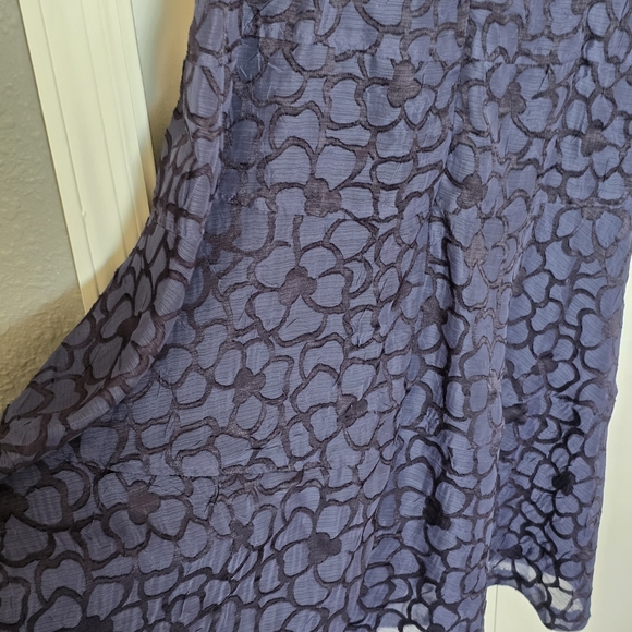 ANNE Klein Blue Floral Textured Cap Sleeve Midi Length Back-Zip Sheath Dress 8 - Picture 5 of 7